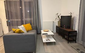 Villejuif - Metro Leo Lagrange - 2 Pieces Avec Balcon